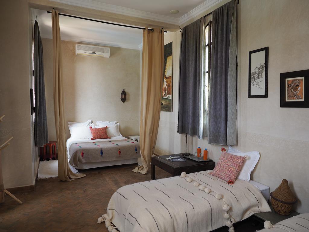 Le Cazar Hotell El Ain Exteriör bild