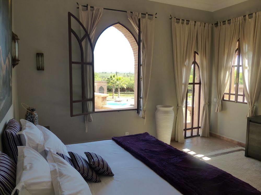 Le Cazar Hotell El Ain Exteriör bild